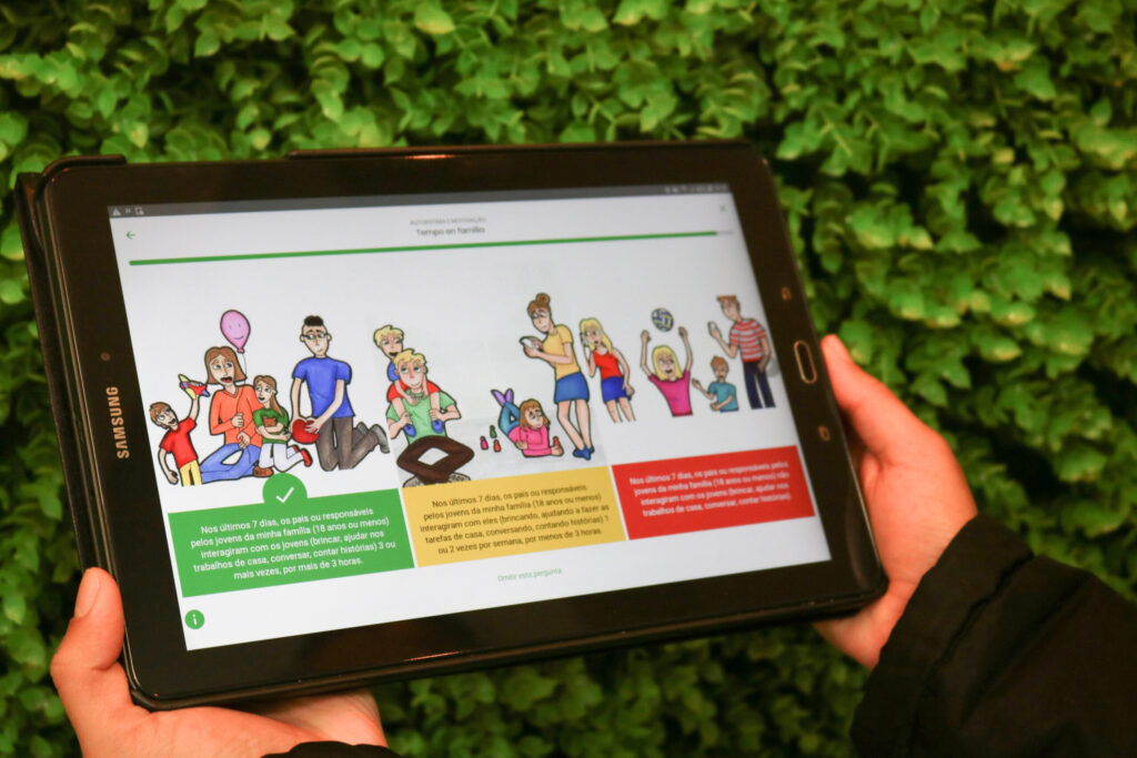 Programa Despertar, do Banco da Família, conquista Prêmio Empresa Cidadã ESG da ADVB/SC