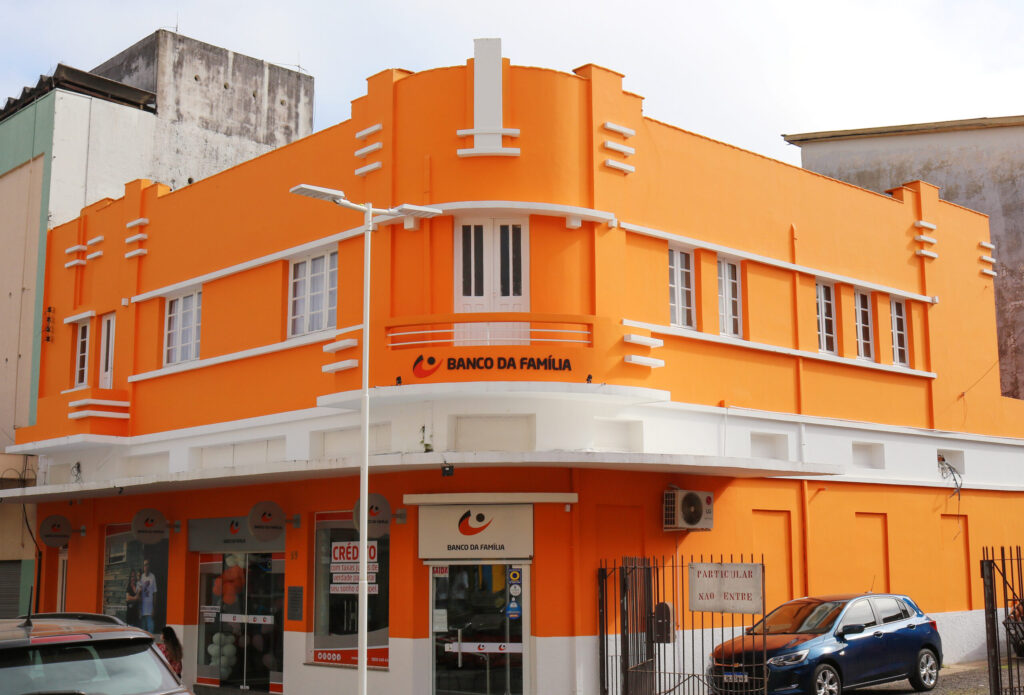 Banco da Família renova agência e reforça compromisso com a história de Lages