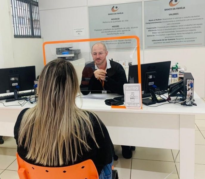 Após queda no primeiro ano da pandemia, microcrédito apresenta recuperação em 2021 e deve crescer 20% em 2022