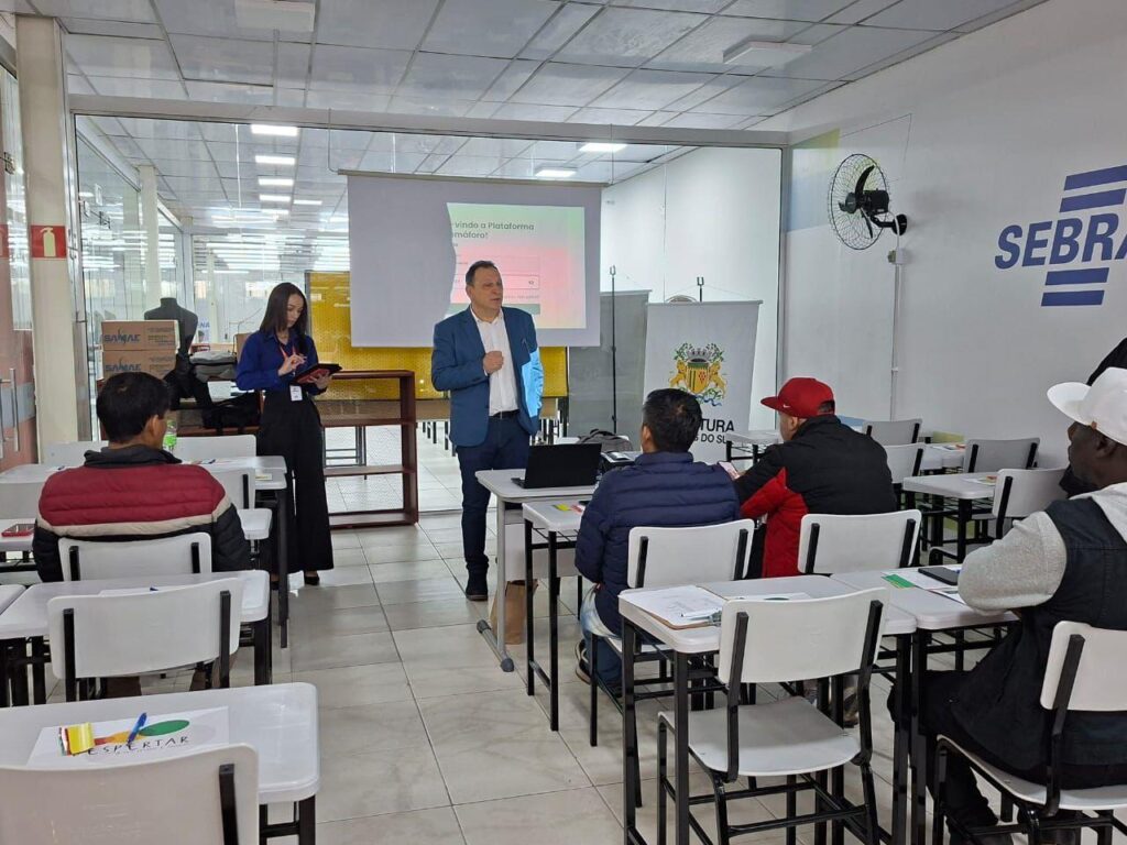 Parceria entre Banco da Família e Prefeitura de Caxias do Sul leva crédito e apoio social a comerciantes